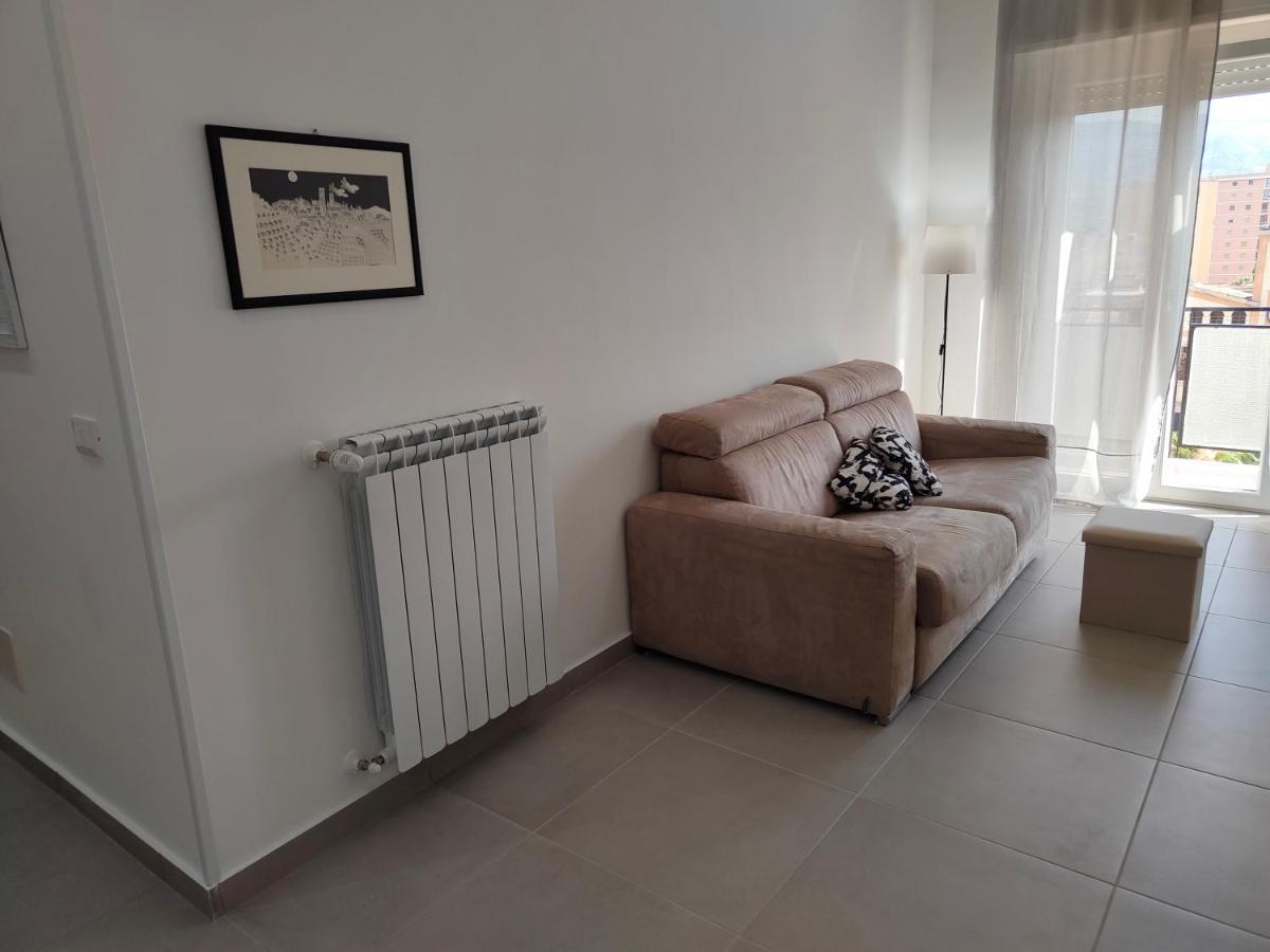 Gierre Apartment ترميني إميرسي المظهر الخارجي الصورة