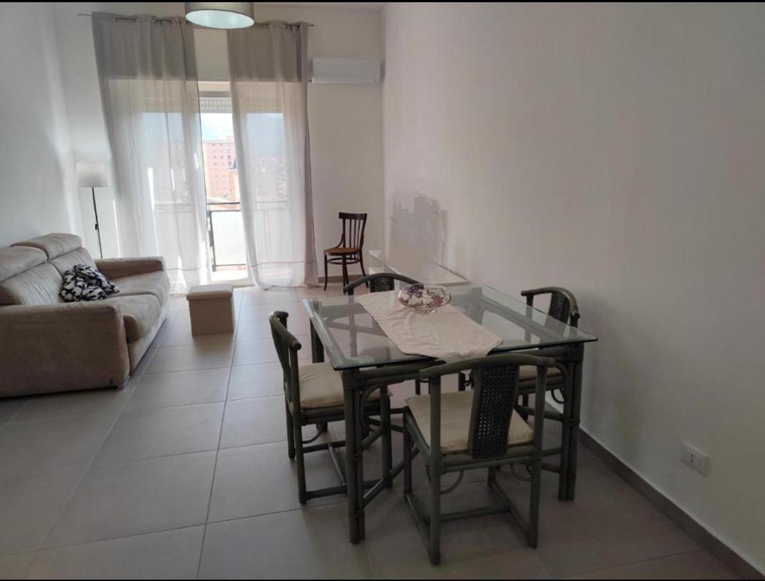 Gierre Apartment ترميني إميرسي المظهر الخارجي الصورة